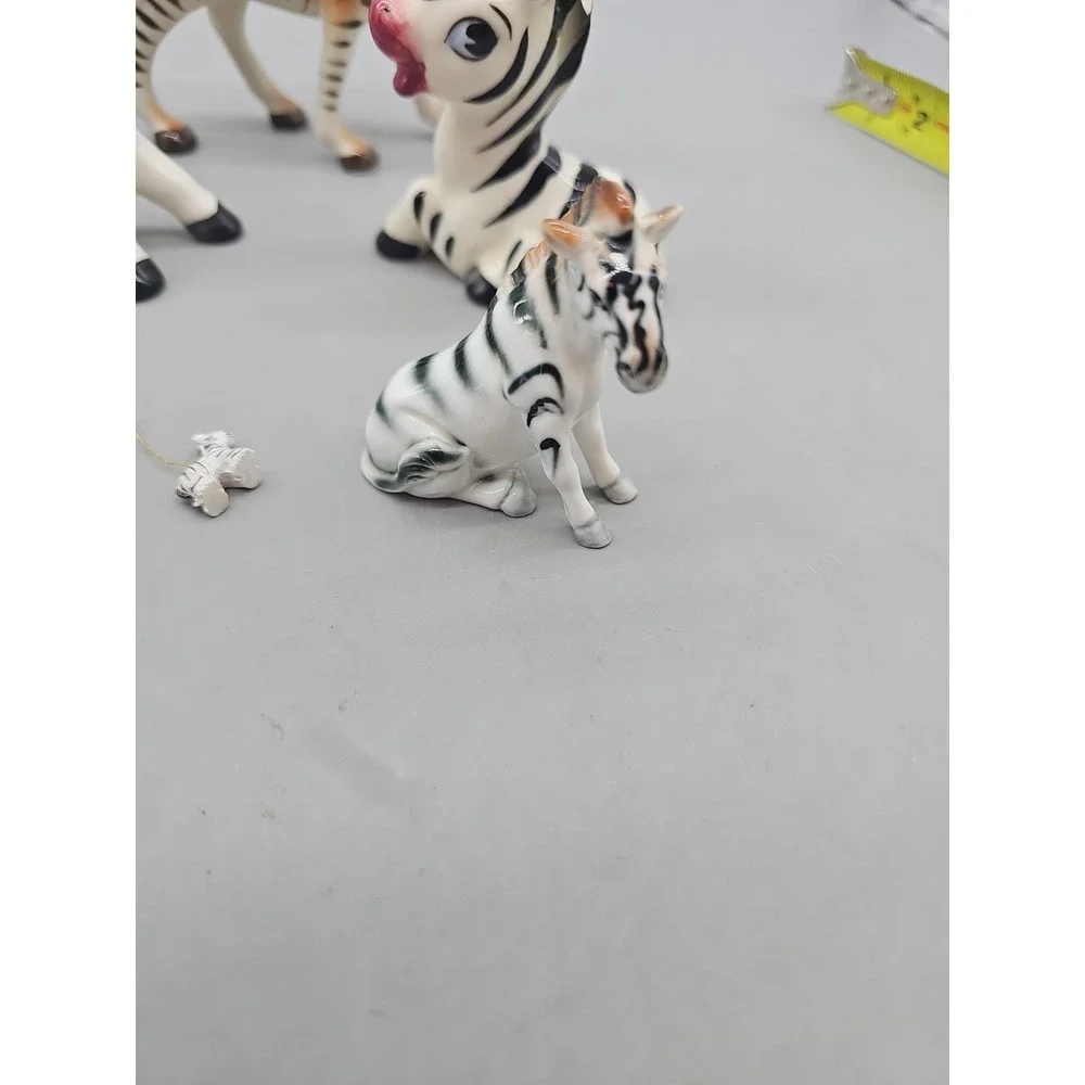 Vintage‎ Collectible 8 Bone China  Zebra Family Wild Animal Figurines Japan